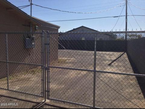 2511 E Illini St, Phoenix, AZ 85040 photo 9