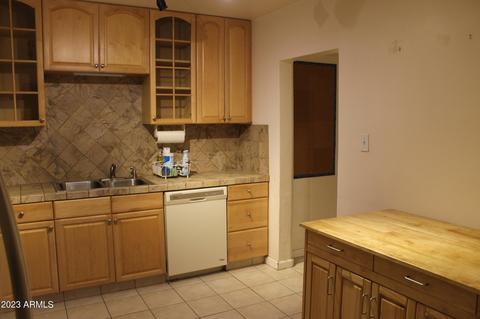 3814 N 36th St, Phoenix, AZ 85018 photo 2