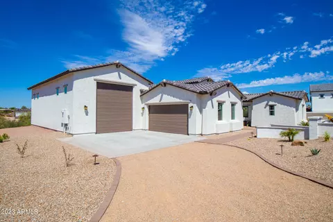 642 N Sun Rd, Apache Junction, AZ 85119 photo 4