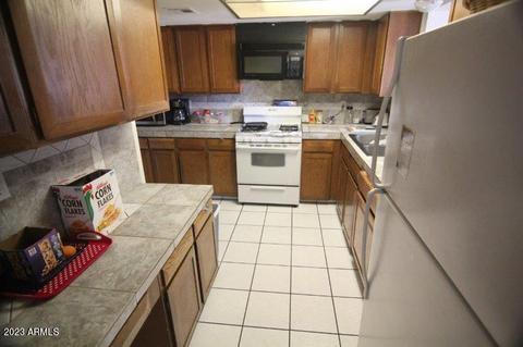 216 E Carol Ave, Phoenix, AZ 85020 photo 12
