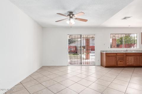 4527 E Vineyard Rd, Phoenix, AZ 85042 photo 12
