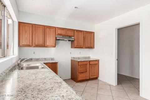 4527 E Vineyard Rd, Phoenix, AZ 85042 photo 18