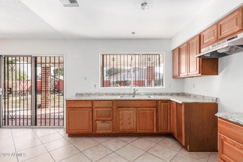 4527 E Vineyard Rd, Phoenix, AZ 85042 photo 19