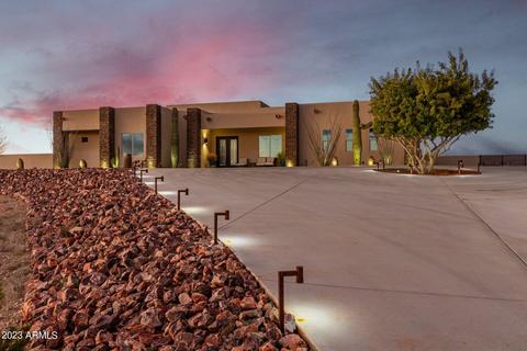 2650 W Percheron Rd, Wickenburg, AZ 85390