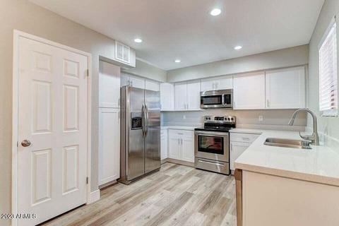 4303 E Cactus Rd #405, Phoenix, AZ 85032 photo 8