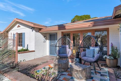 230 E Orange Dr, Phoenix, AZ 85012 photo 4