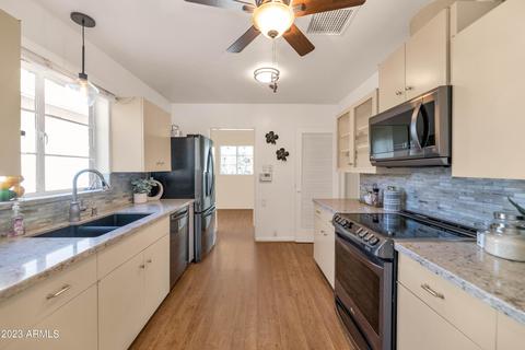 230 E Orange Dr, Phoenix, AZ 85012 photo 14