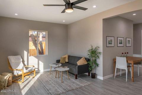 386 E Weldon Ave, Phoenix, AZ 85012 photo 3