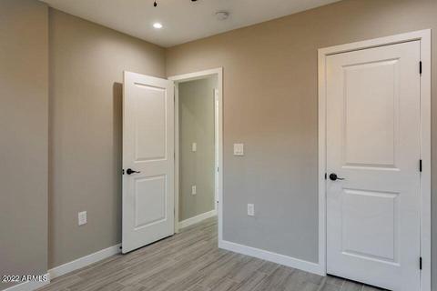 386 E Weldon Ave, Phoenix, AZ 85012 photo 14