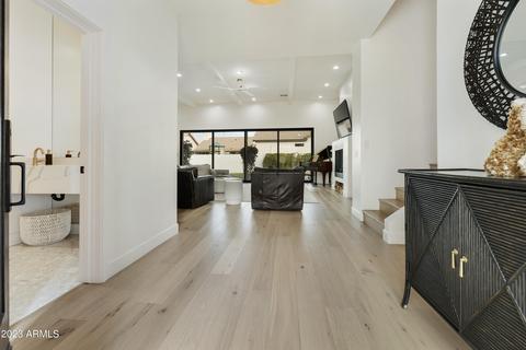 510 E Meadows Ln, Gilbert, AZ 85234 photo 3