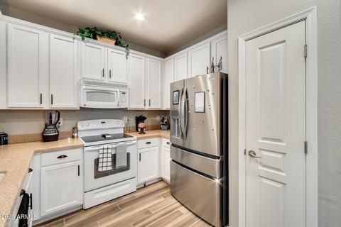 3765 E Santa Fe Ln, Gilbert, AZ 85297 photo 14