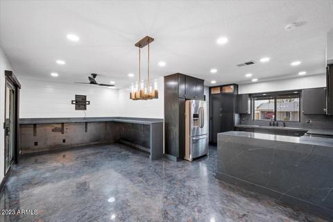 131 S Sahuaro Dr, Gilbert, AZ 85233 photo 4
