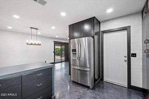131 S Sahuaro Dr, Gilbert, AZ 85233 photo 9