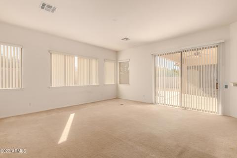 147 E Frances Ln, Gilbert, AZ 85295 photo 8