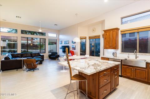 4824 E Patrick Ln, Phoenix, AZ 85054 photo 3