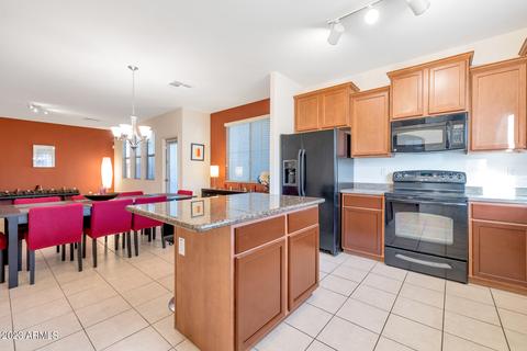 3768 E Kerry Ln, Phoenix, AZ 85050 photo 5