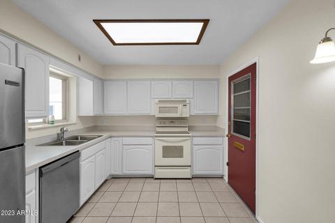 6321 E Dodge St, Mesa, AZ 85205 photo 2