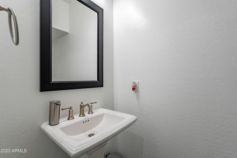 814 E Deer Creek Rd, Phoenix, AZ 85048 photo 14