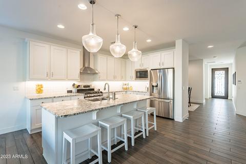 814 E Deer Creek Rd, Phoenix, AZ 85048 photo 5