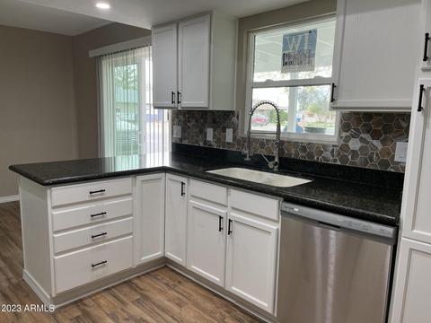660 W 22nd Ave, Apache Junction, AZ 85120 photo 6