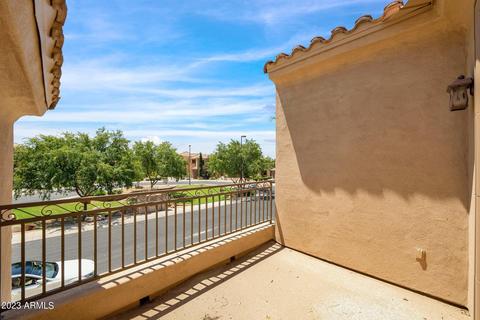 1012 W Calypso Ct, Gilbert, AZ 85233 photo 9