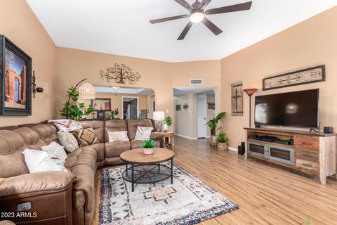 2137 W Nopal Ave, Mesa, AZ 85202