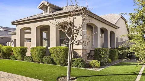 4440 E Fox St, Mesa, AZ 85205 photo 2