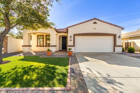 3395 E Ravenswood Dr, Gilbert, AZ 85298 photo 1
