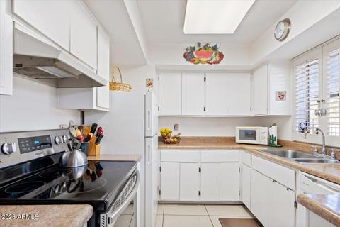 4444 E Paradise Village Pkwy N #128, Phoenix, AZ 85032