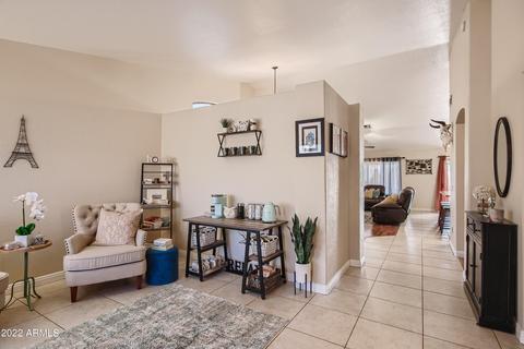 1129 E Del Rio St, Gilbert, AZ 85295 photo 4