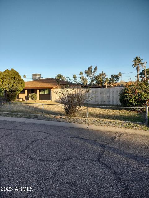 4116 E Wagoner Rd, Phoenix, AZ 85032 photo 4