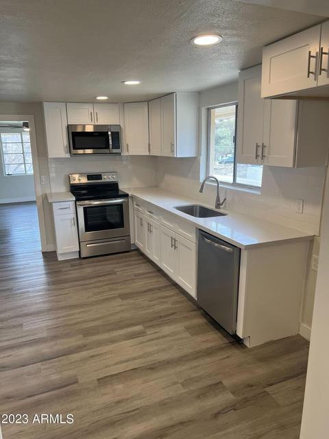 5691 E Black Warrior Ave, Globe, AZ 85501 photo 2