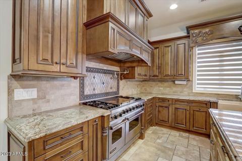 937 W Linger Ln, Phoenix, AZ 85021 photo 16