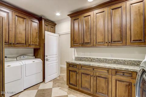 937 W Linger Ln, Phoenix, AZ 85021 photo 21