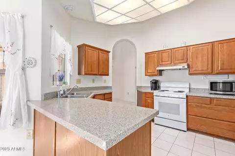 19514 N 142nd Dr, Sun City West, AZ 85375