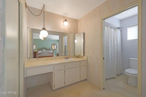 74 E Canterbury Ct, Phoenix, AZ 85022 photo 14
