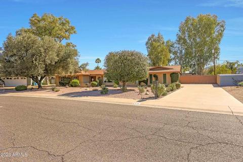 74 E Canterbury Ct, Phoenix, AZ 85022 photo 3