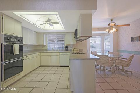 74 E Canterbury Ct, Phoenix, AZ 85022 photo 9