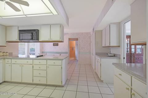 74 E Canterbury Ct, Phoenix, AZ 85022 photo 29