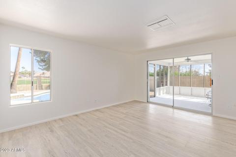 4426 E Coconino St, Phoenix, AZ 85044 photo 27