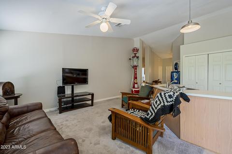 806 W Iris Dr, Gilbert, AZ 85233 photo 5