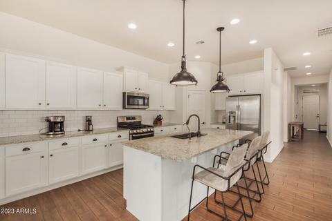 10103 E Nopal Ave, Mesa, AZ 85209 photo 2