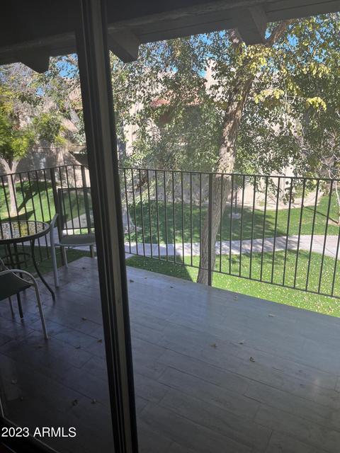 5525 E Thomas Rd #H5, Phoenix, AZ 85018 photo 8