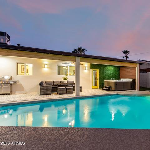 8314 E Clarendon Ave, Scottsdale, AZ 85251