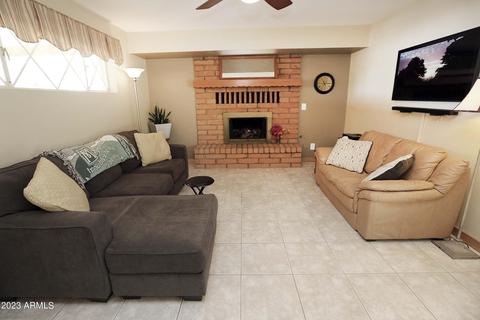 1017 Echo Ln, Phoenix, AZ 85020 photo 8