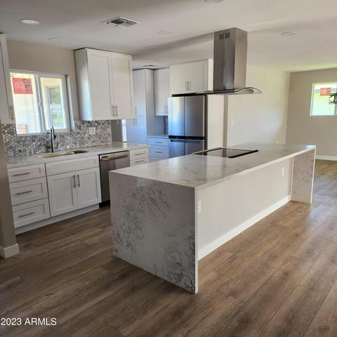 10923 W Peoria Ave, Sun City, AZ 85351