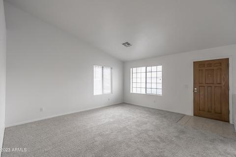 514 W Spur Ave, Gilbert, AZ 85233 photo 3