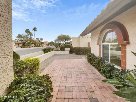 1301 E Tierra Buena Ln, Phoenix, AZ 85022 photo 6