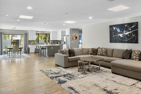 1001 E Tuckey Ln, Phoenix, AZ 85014 photo 8