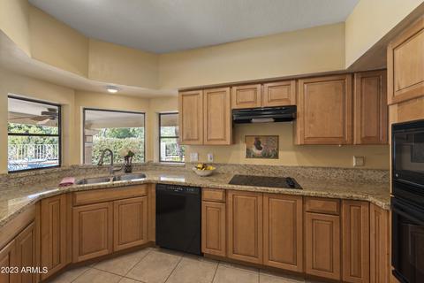 914 E Mescal St, Phoenix, AZ 85020 photo 11